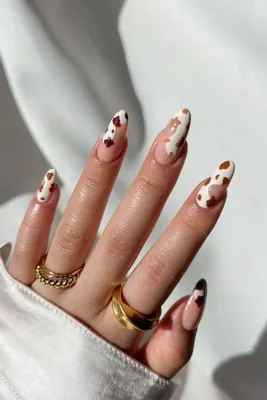 3D Nail Art Droplet Manicure Trend Of 2022, Explained