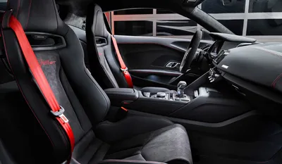 фотография черного и внешнего салона Audi R8 Редакционное Стоковое  Изображение - изображение насчитывающей роскошь, автомобиль: 254185924