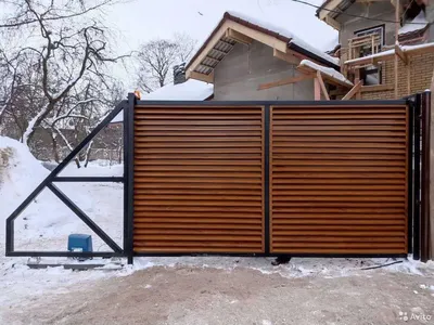 Откатные ворота с деревом купить за 40000 руб.