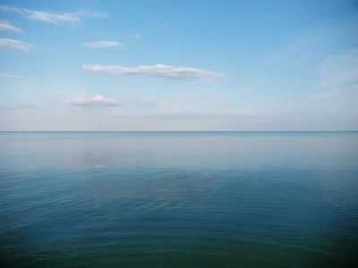 Черное или Азовское море: на каком побережье лучше отдохнуть летом
