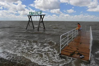 Отдых на Азовском море, Ейск, Должанская или Голубицкая