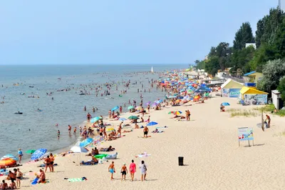 Урзуф, Мелекино, Бердянск - Пляжный сезон на оккупированных территориях Азовского  моря провалился | OBOZ.UA