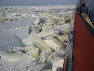 Азовское море в Кирилловке зимой завораживает