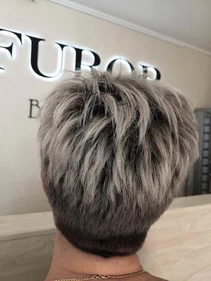 Омбре на короткие волосы 🔥 — 65+ фото окрашивания на темные, русые и  светлые волосы