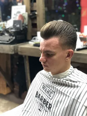 Классическая стрижка Side part от Top барбера Дмитрия Соловьёва — BROCK  Barbershop