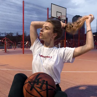 Девушка баскетбол | Баскетбольная фотография, Мечтательная фотография,  Экспериментальная фотография