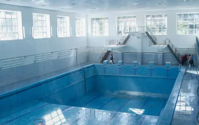 Мэра Бишкека заверили, что ремонт бассейна \"Дельфин\" завершается -  13.10.2016, Sputnik Кыргызстан