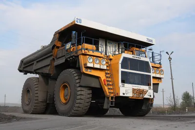 BelAZ 75600 - Wikipedia