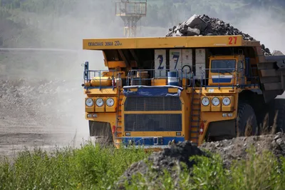 File:Belaz 75600 Taldinskiy open-pit, Kemerovo.jpg - Wikimedia Commons