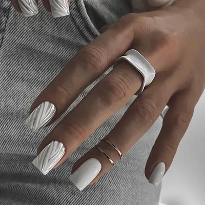 Короткие квадратные накладные ногти, 24 шт., французские накладные ногти с  белым краем и серебряным пламенем, полное покрытие, съемные искусственные  ногти | AliExpress