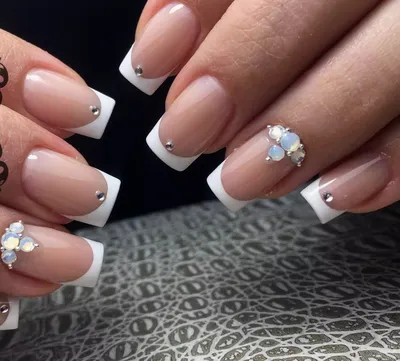 White Glitter Nails. Acrylic Nails. Ballerina Nails. Nails With  Rhinestones. | Nails design with rhinestones, Ballerina nails designs,  White glitter nails