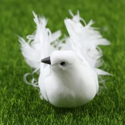 Большие Белые Птицы Летать — стоковые фотографии и другие картинки 2015 -  2015, Белый, Большой - iStock