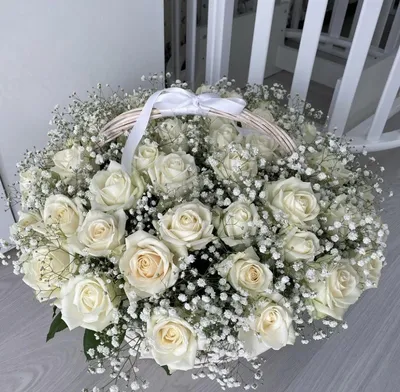 Корзина из 501 белой розы \"Аврора\" – купить недорого с доставкой по Москве