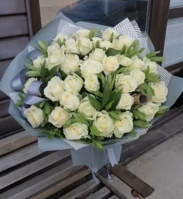 Белые розы в корзине купить по цене 34480 рублей в Хабаровске — интернет  магазин Shop Flower.