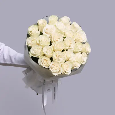 101 белая роза в форме сердца в корзине - 32242 букетов в Москве! Цены от  707 руб. Зеленая Лиса , доставка за 45 минут!