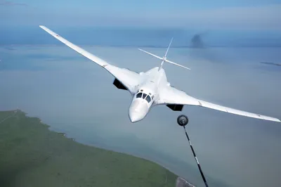 Первый полет мощнейшего российского бомбардировщика Ту-160