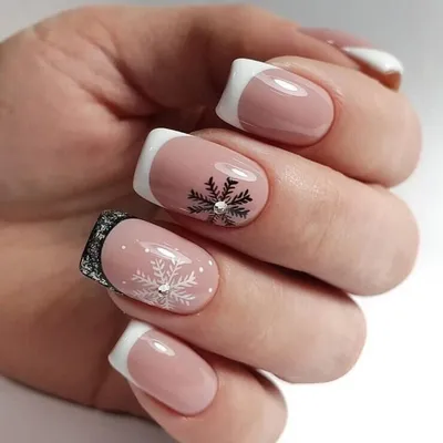 Новогодний френч-маникюр 2021 - фото-идеи и новинки! | Beauty hacks nails,  Christmas nails acrylic, Cute acrylic nails