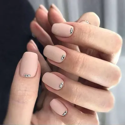 Красивые ногти со стразами - 20Nails