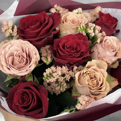 Кремовые розы купить с доставкой недорого в Москве – заказать букет  кремовых роз