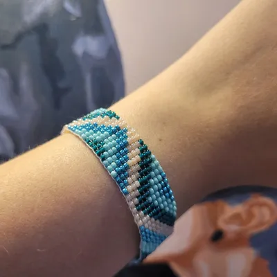 Simple Beaded Bracelets for Beginners (No Clasp) - YouTube