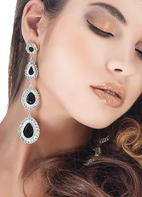 Серьги длинные серебряные с камнями бижутерия, женские серьги Бантикик  висюльки под серебро топ (ID#1900479231), цена: 400 ₴, купить на Prom.ua