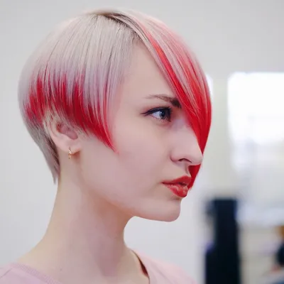 HAIRDRESSER COLORIST HAIRCUT BARBER on Instagram: \"Блочное мелирование для  треугольной градуировки✨ Сегодня поговорим про Быстрые техники Мелирования.  Фронтально-ориентированная техника. Отбор- слайс. Продукт - классический  обесцвечивающий порошок - 1 ...