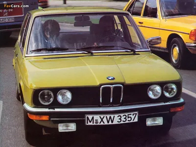 File:BMW 518 1981 (15684155281).jpg - Wikimedia Commons