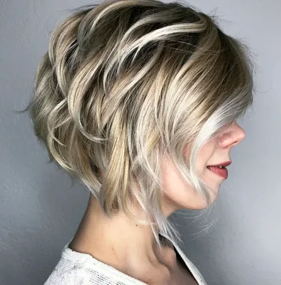 Pin by Amy Westbay on [ HAIR ] | Inverted bob hairstyles, Hair cuts,  Stacked hairstyles