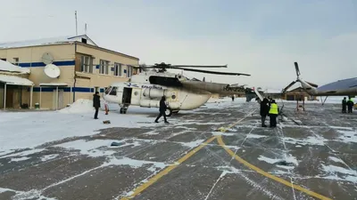 Вертолет Ми-8 зацепил лопастями здание в поселке под Красноярском - РИА  Новости, 28.01.2021