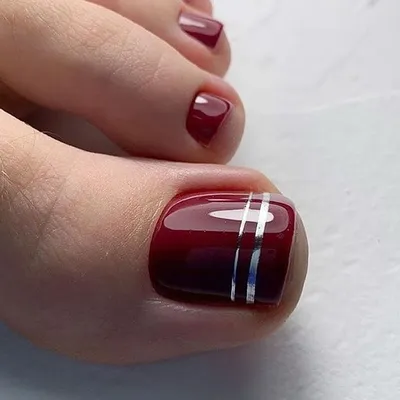 2019 Идеи красивого бордового педикюра 99 фото | Gel toe nails, Pretty toe  nails, Toe nail designs