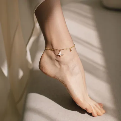 Женские золотые браслеты на ногу — купить женский браслет на ногу из золота  в интернет-магазине Adamas.ru