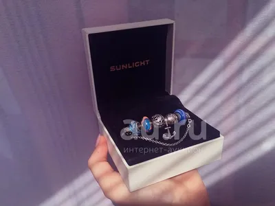 Sunlight - браслет с шармами — купить в Красноярске. Состояние: Б/у.  Браслеты на интернет-аукционе Au.ru