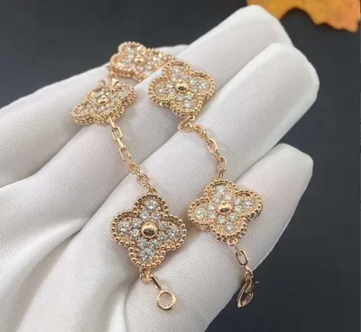 ЗОЛОТО И БРИЛЛИАНТЫ 💎 on Instagram: \"Браслет от Van Cleef 😍 Масса 11,09  грамм.; Цена 255000 тг Для заказа пишите wtsp +7707 515 92 55 Алтынай Заказ  осуществляется По Пред оплате 10