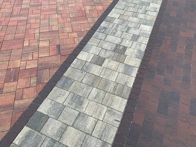 Как выбрать тротуарную плитку для двора частного дома - цвет и форма
