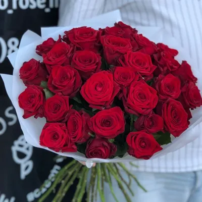 Букет из 29 роз | Студия доставки цветов Азалия - Барнаул