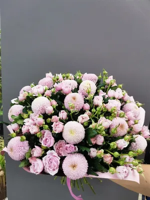 Букет из кустовых роз, хризантем и альстромерий купить в Москве с доставкой  недорого