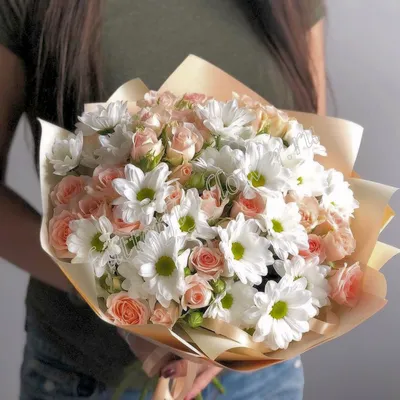 Купить онлайн недорого Букет из кустовых роз и хризантем \"Милая моя\" на  заказ с бесплатной доставкой в Воркуте, России - Butterfly flower. Воркута