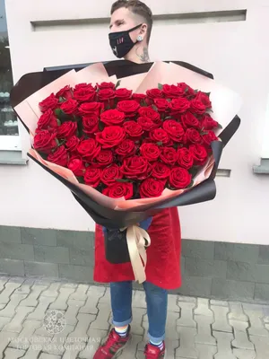 Букет из 37 роз в форме сердца купить в Воложине, закажи, а мы доставим.