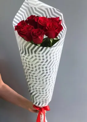 Букет из 7 красных и белых роз Эквадор» - купить во Владивостоке за 3 660  руб