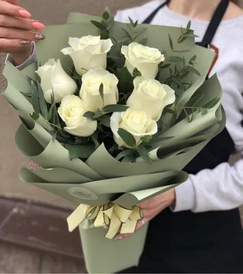 Букет 7 красных роз в крафте купить с доставкой в Пушкине и СПб: цена,  фото, описание - «ChocoRose»
