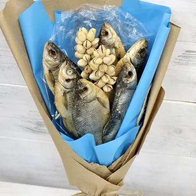 Купить букет из 6 сушеных рыб и фисташек в Перми с доставкой недорого