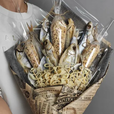 Купить рыбный букет \"Ржев\" по доступной цене с доставкой в Москве и области  в интернет-магазине Город Букетов