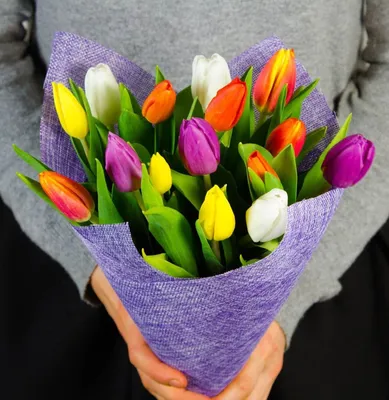 Купить Букет Тюльпанов в Крафте, в магазине Букет-СПб - Доставка цветов в  Санкт-Петербурге недорого | Заказать букет с доставкой в Букет-Питер