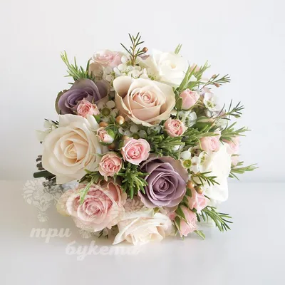 Купить букет невесты из кустовых роз и хамелациума «Силвия Роджерс» в Омске