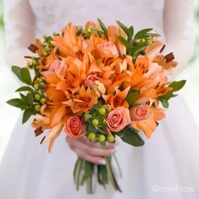 Букет невесты из роз и альстромерии на портбукетнице | Flowers Valley