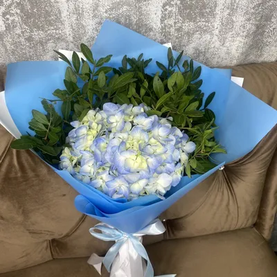 Wedding bouquet with blue hydrangea - buy with delivery from ElitBuket