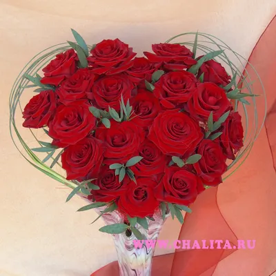 Букет в форме сердца \"Румяные щёчки\" купить с доставкой по цене 5254 ₽ в  Нижнем Новгороде | Букеты от База Цветов 24