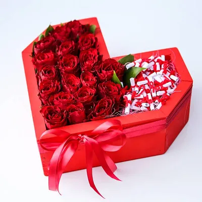 41 розовая гвоздика в форме сердца в букете за 9 390 руб. | Бесплатная  доставка цветов по Москве
