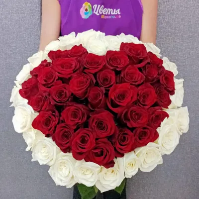 Цветы Букет из роз в виде сердца в декоративной корзине #R6019 доставка  Владивосток