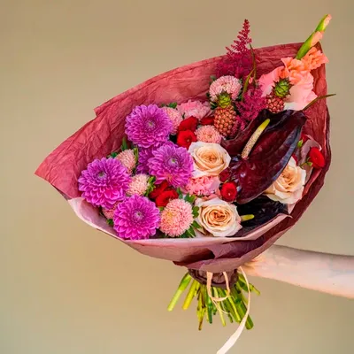 Букет из роз и антуриума купить в Новосибирске | Доставка, цена